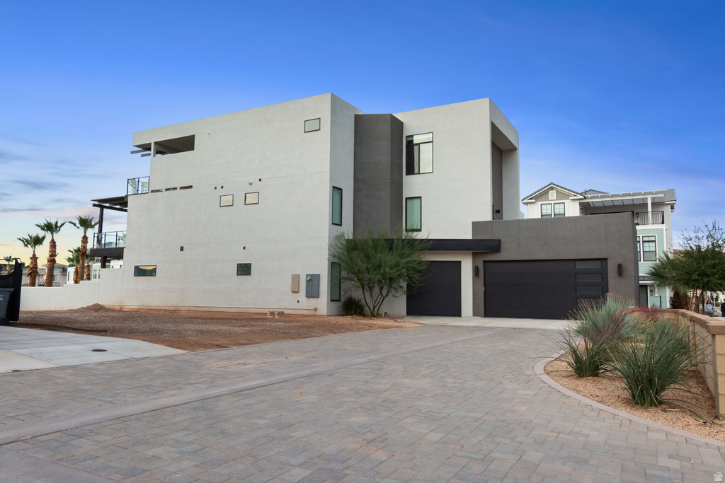 772 W AKOYA PEARL ST St George, UT 84790