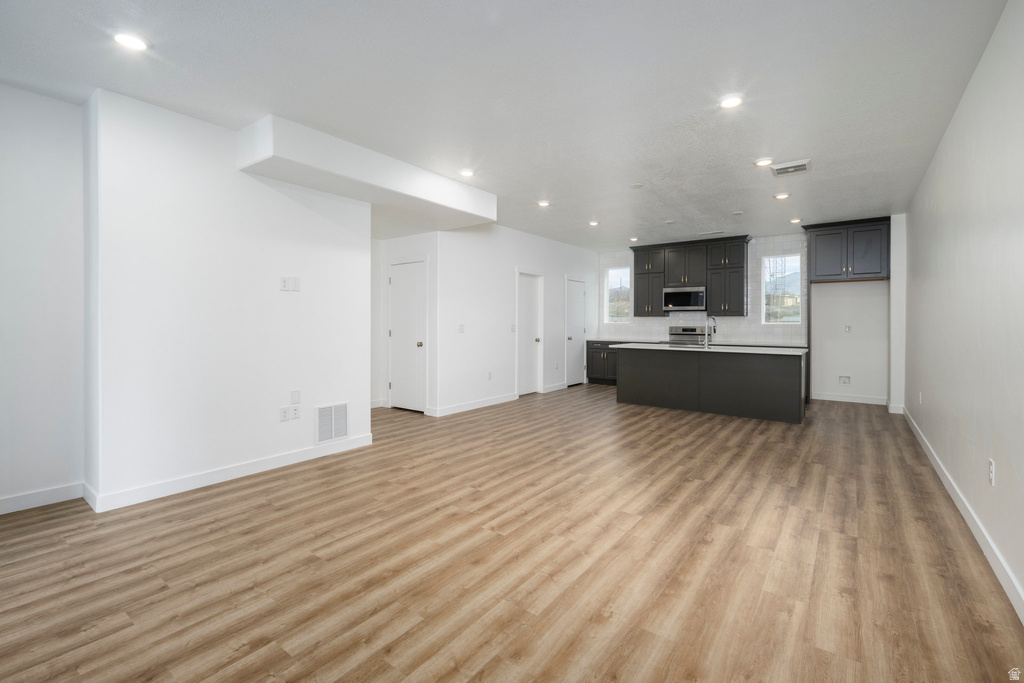 931 W COALBURN WAY #103 Murray, UT 84123