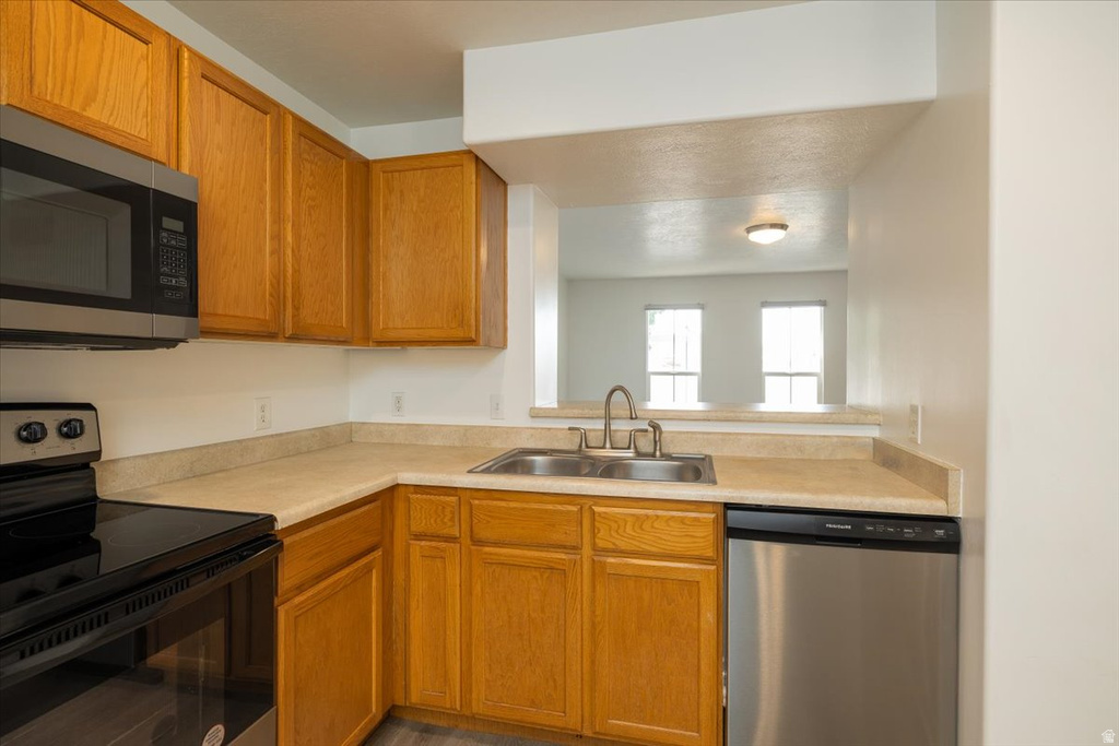 4753 S FALKIRK DR Murray, UT 84107