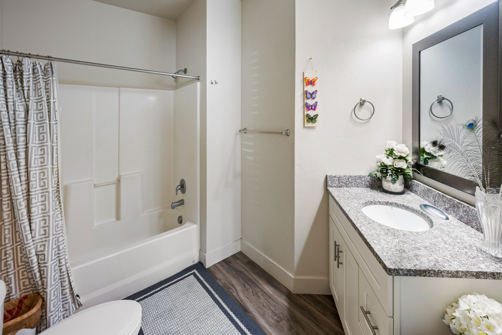 1051 S 500 E #E101 Heber City, UT 84032