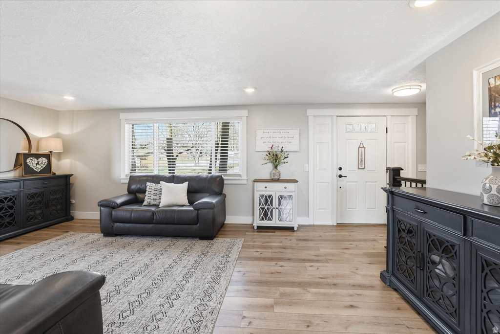 789 W 3500 N Pleasant View, UT 84414