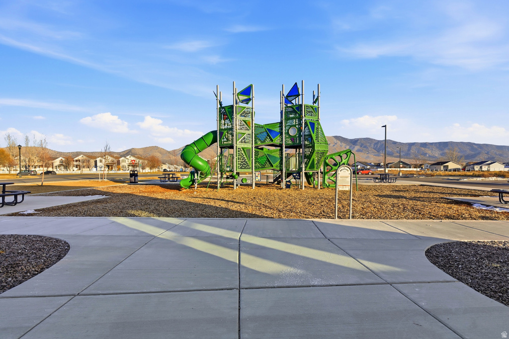 1637 E TALON WAY Eagle Mountain, UT 84005