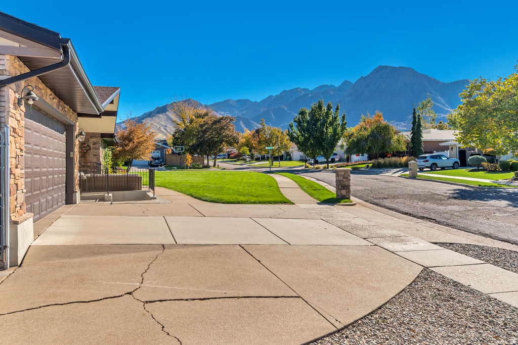 2415 E ARNETT DR Millcreek, UT 84109