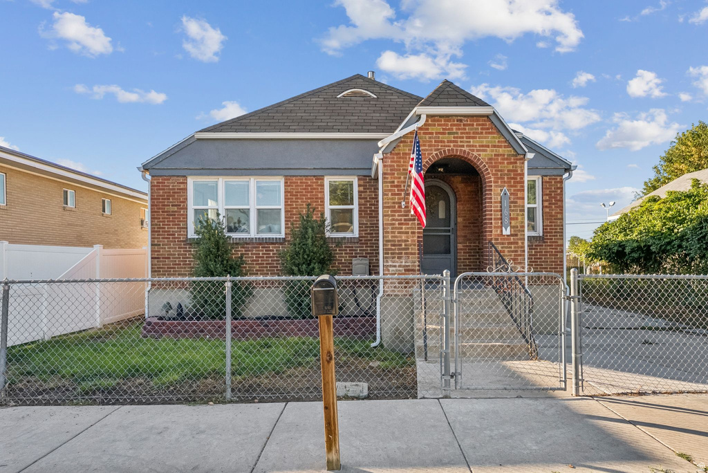 168 E HELM AVE South Salt Lake, UT 84115