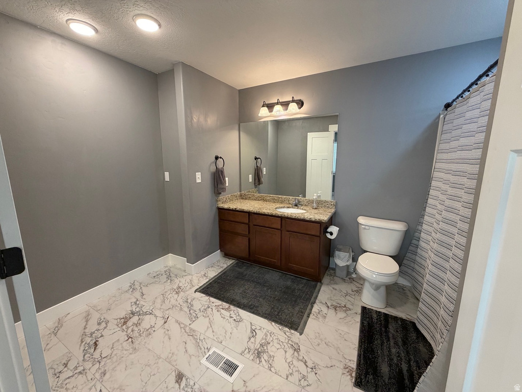 35 E WATER LN Vineyard, UT 84059