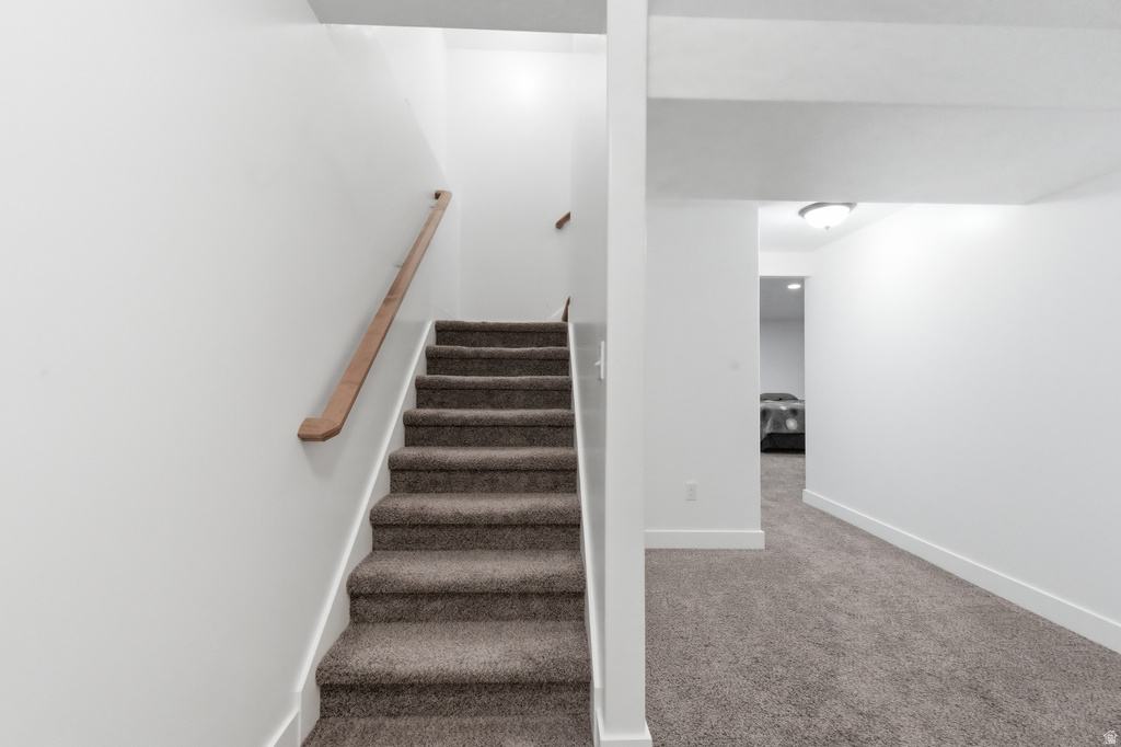 35 E WATER LN Vineyard, UT 84059