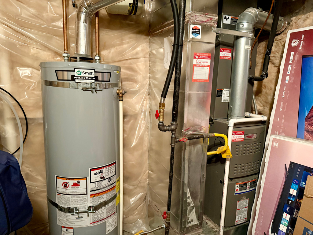 35 E WATER LN Vineyard, UT 84059