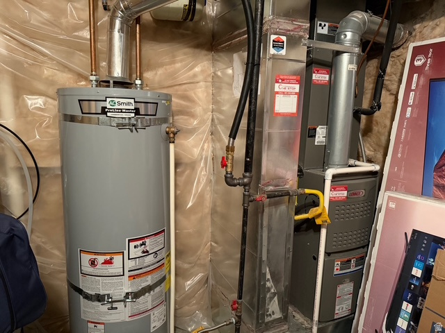 35 E WATER LN Vineyard, UT 84059