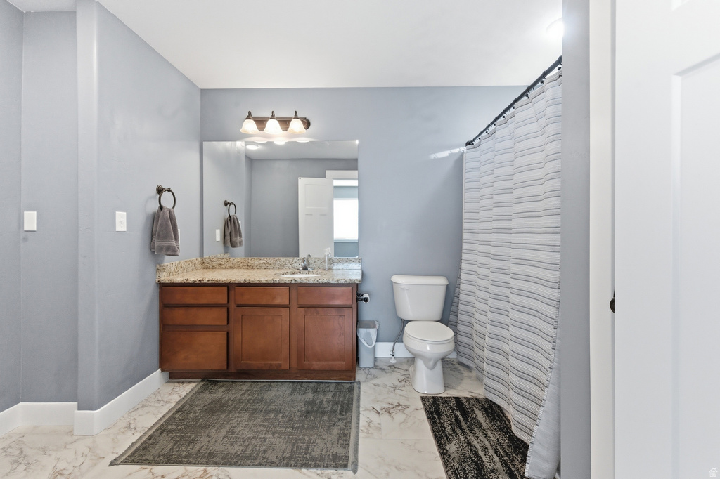 35 E WATER LN Vineyard, UT 84059