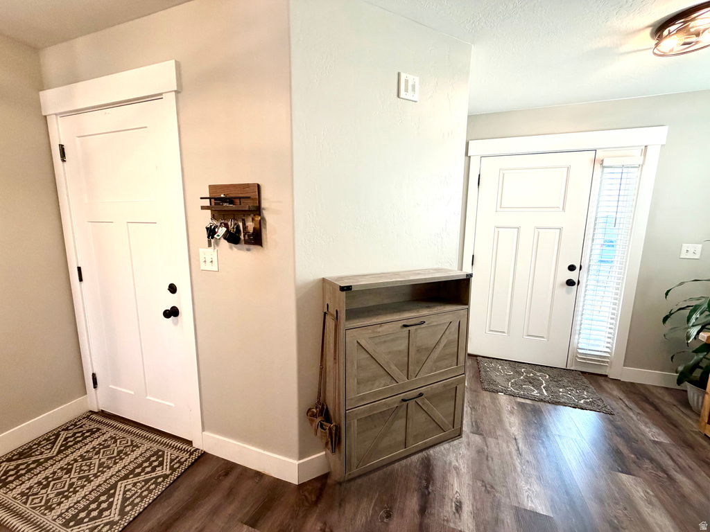 35 E WATER LN Vineyard, UT 84059