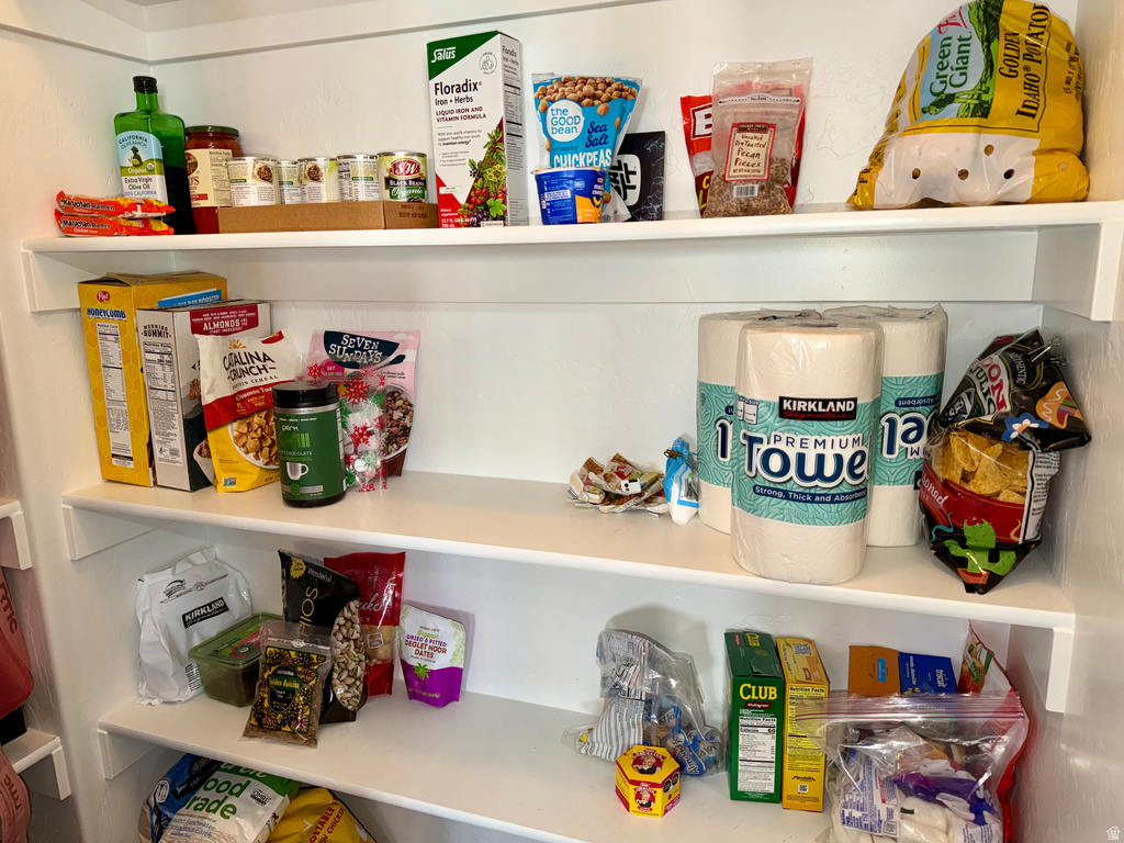 35 E WATER LN Vineyard, UT 84059