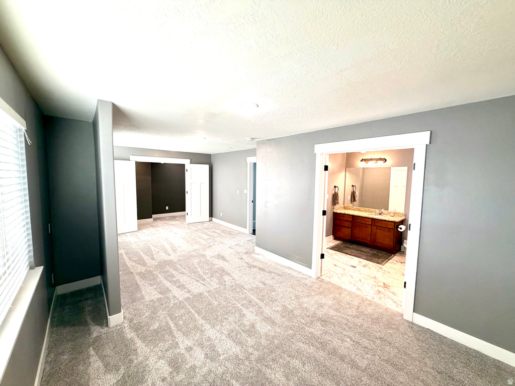 35 E WATER LN Vineyard, UT 84059