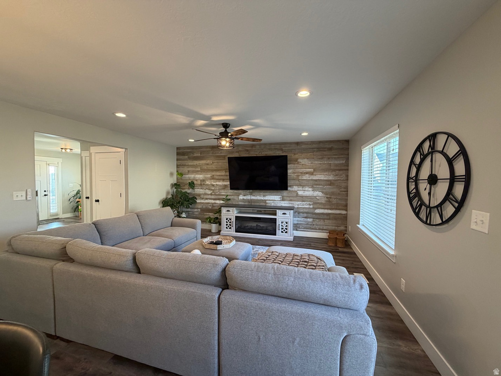 35 E WATER LN Vineyard, UT 84059