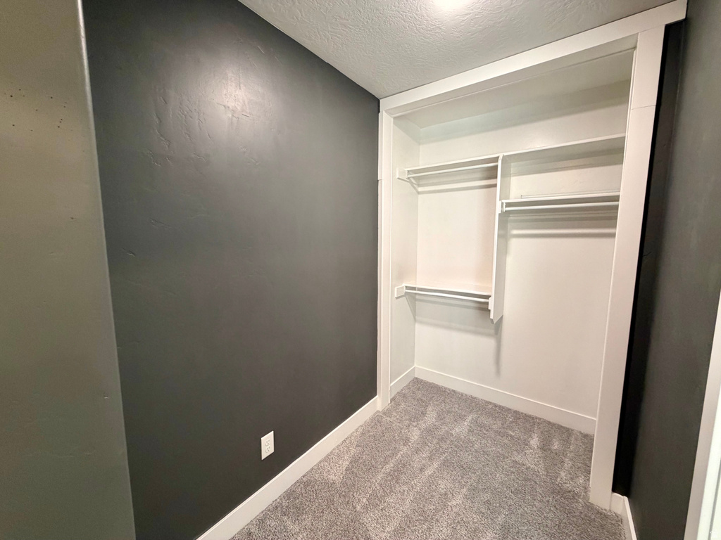 35 E WATER LN Vineyard, UT 84059