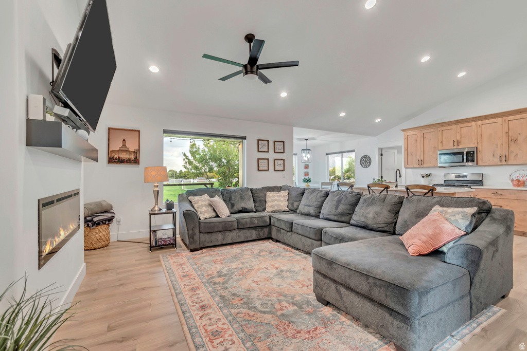 255 E VENTURA BLVD Stansbury Park, UT 84074