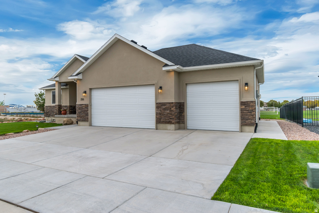 255 E VENTURA BLVD Stansbury Park, UT 84074