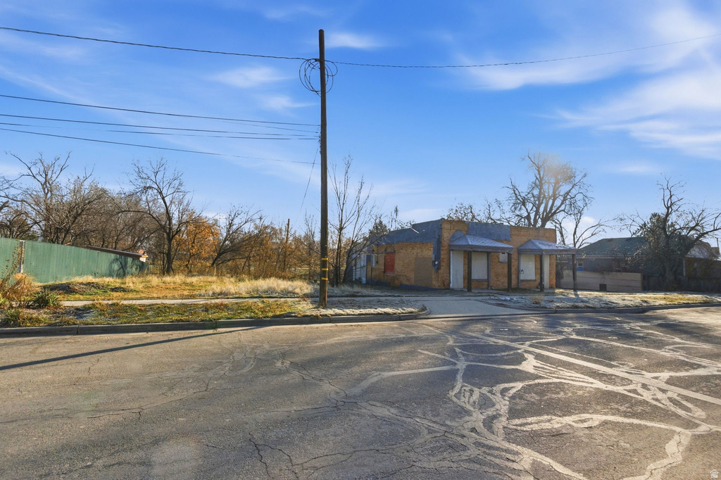 881 S 1100 W Salt Lake City, UT 84104