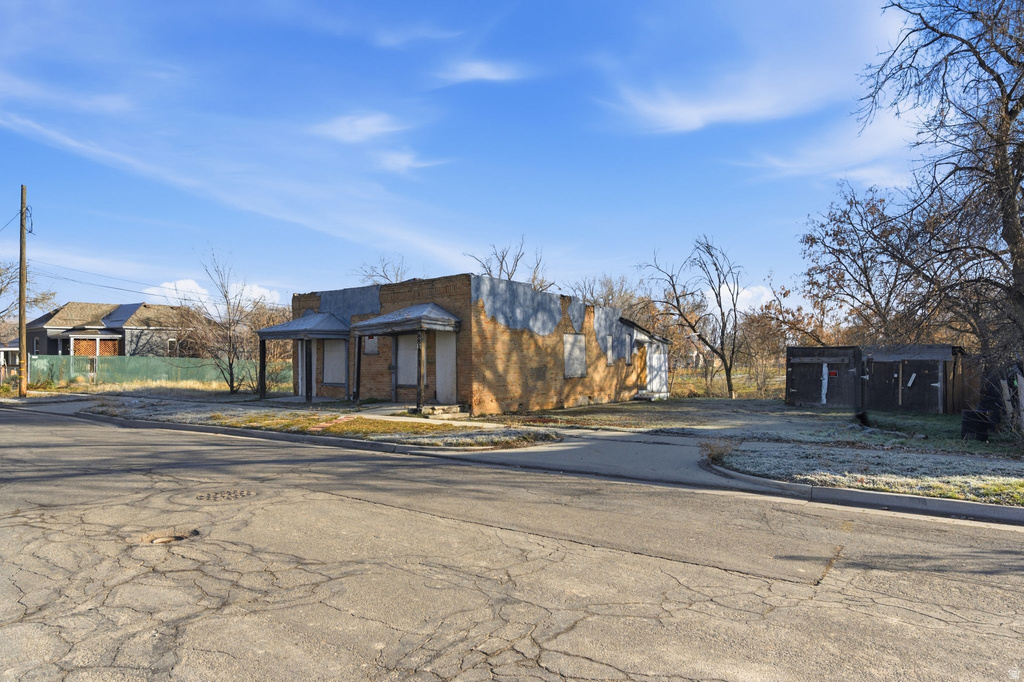 881 S 1100 W Salt Lake City, UT 84104