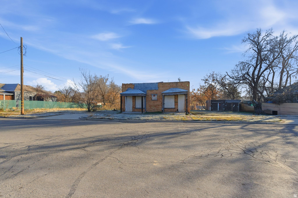 881 S 1100 W Salt Lake City, UT 84104