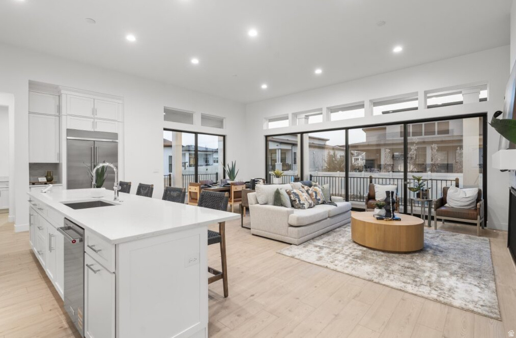 12236 S TUFF CANYON CV #812 Herriman, UT 84096