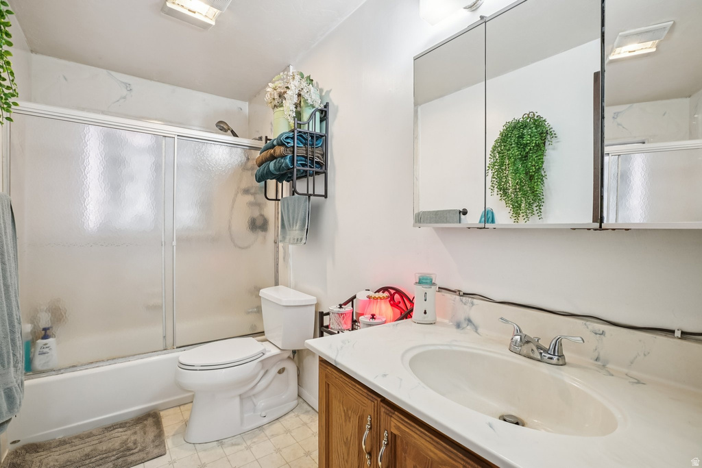 8064 W MELVILLE CIR Magna, UT 84044