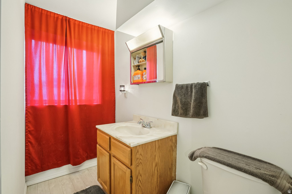 8064 W MELVILLE CIR Magna, UT 84044