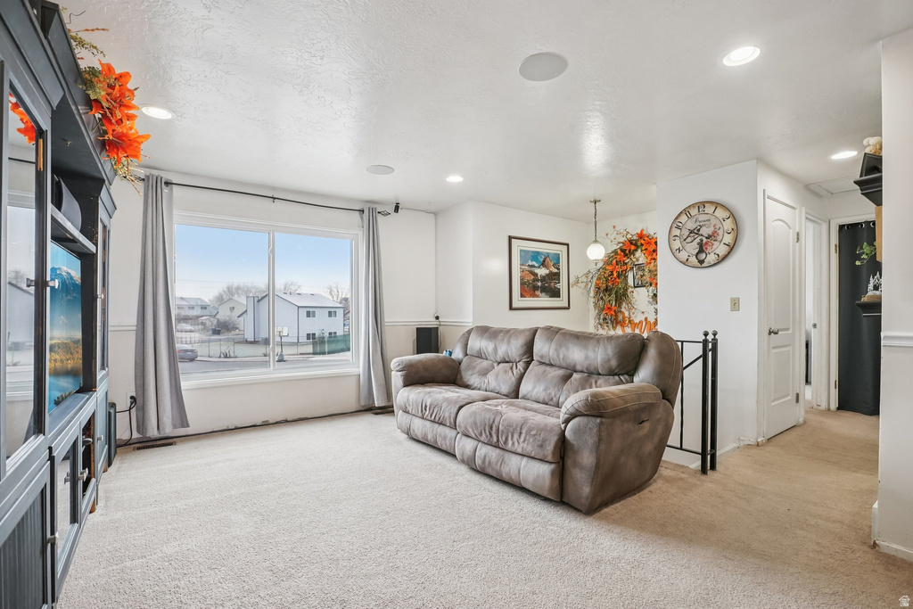 8064 W MELVILLE CIR Magna, UT 84044