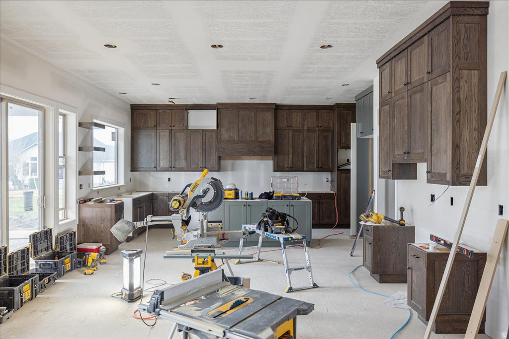 587 S DANIEL DR #817 Farmington, UT 84025