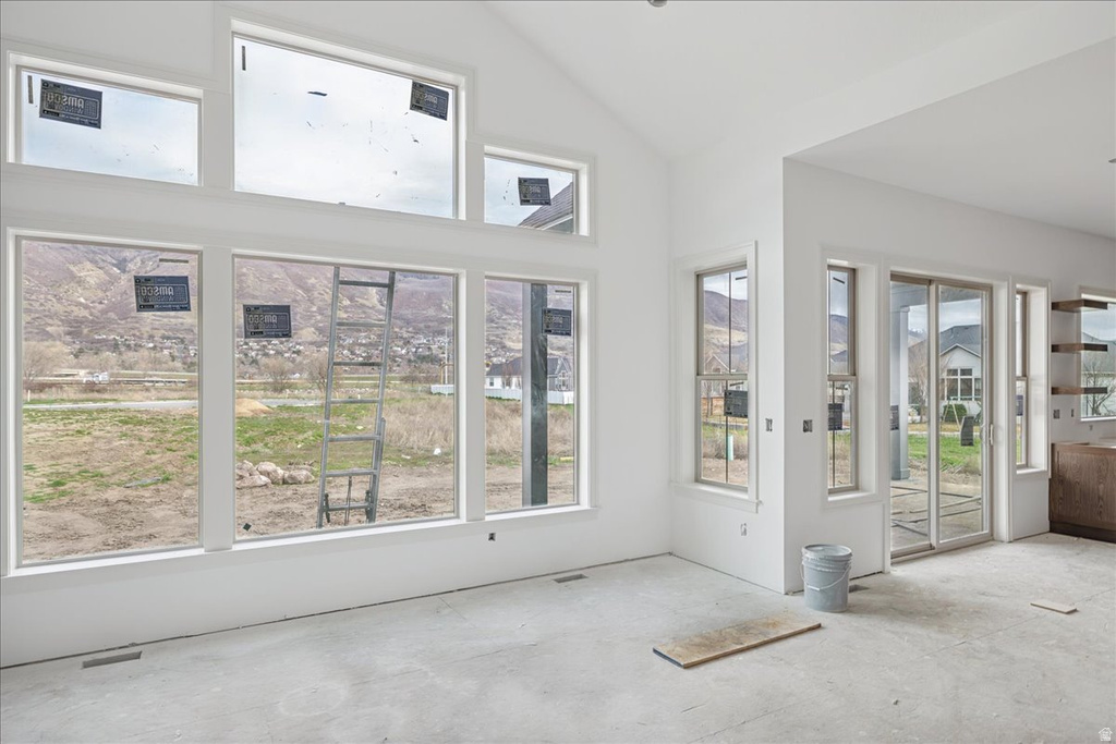 587 S DANIEL DR #817 Farmington, UT 84025