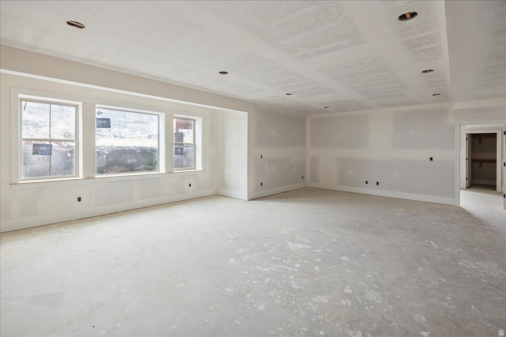 587 S DANIEL DR #817 Farmington, UT 84025