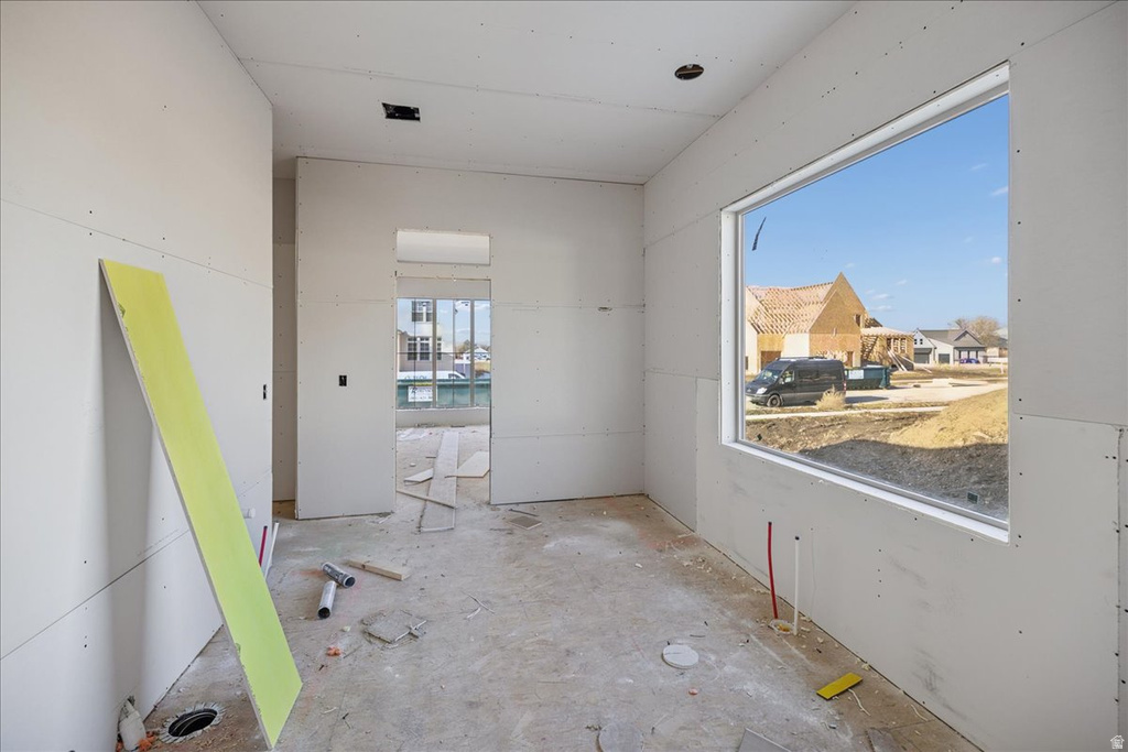 587 S DANIEL DR #817 Farmington, UT 84025