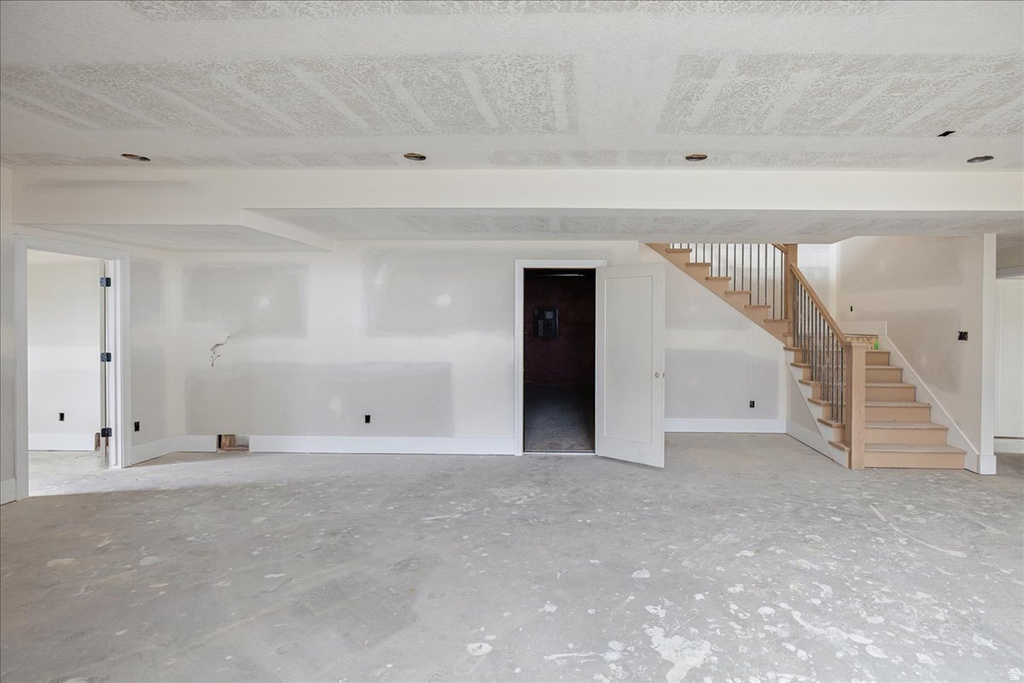 587 S DANIEL DR #817 Farmington, UT 84025