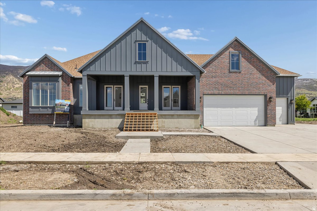 587 S DANIEL DR #817 Farmington, UT 84025