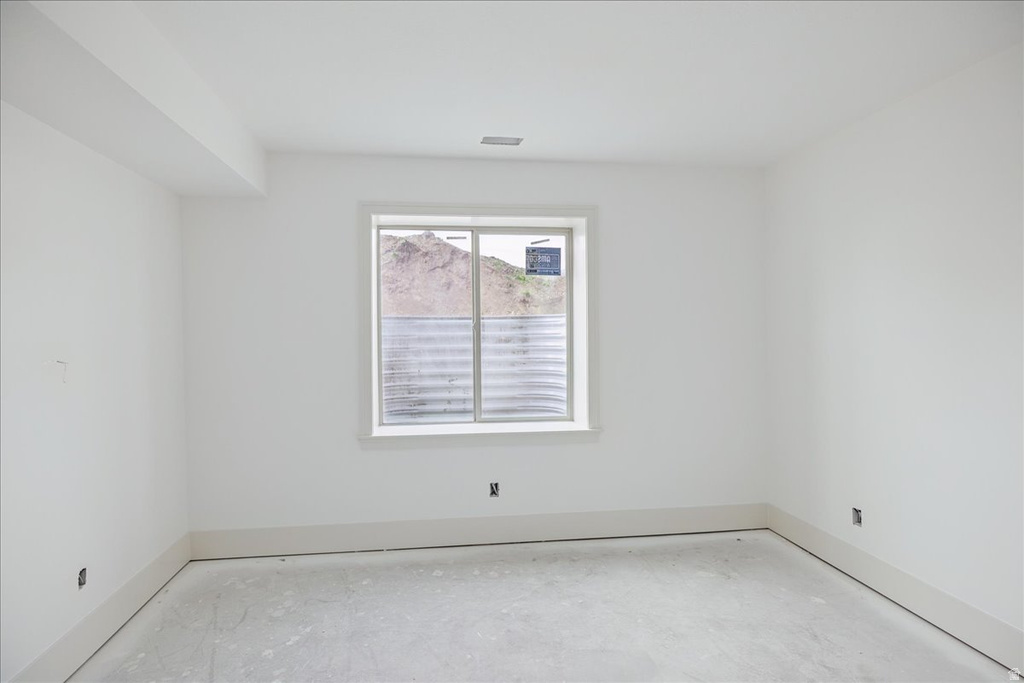 587 S DANIEL DR #817 Farmington, UT 84025