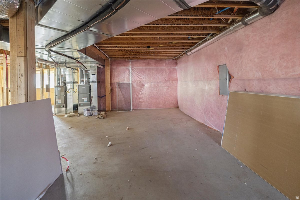 587 S DANIEL DR #817 Farmington, UT 84025