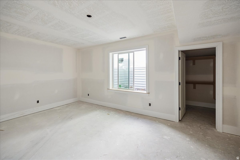 587 S DANIEL DR #817 Farmington, UT 84025