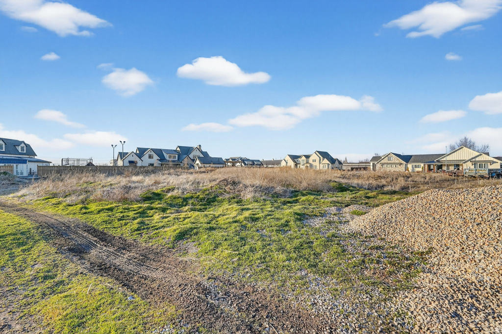 1305 W HIGHGATE AVE West Bountiful, UT 84087