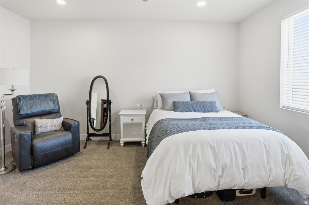 1071 E 160 N Hyde Park, UT 84318