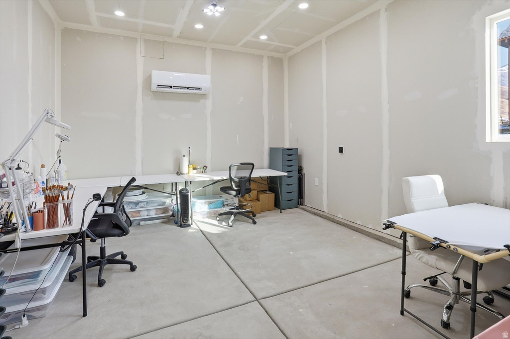 1071 E 160 N Hyde Park, UT 84318