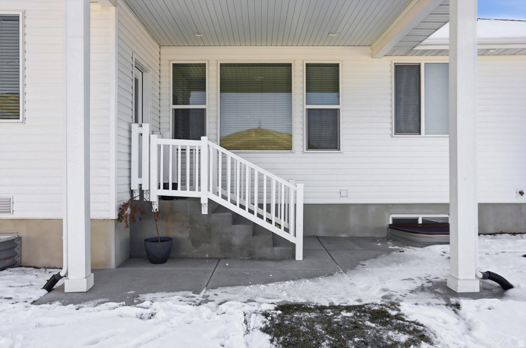 1071 E 160 N Hyde Park, UT 84318