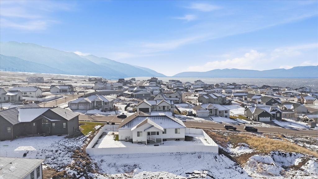 1071 E 160 N Hyde Park, UT 84318