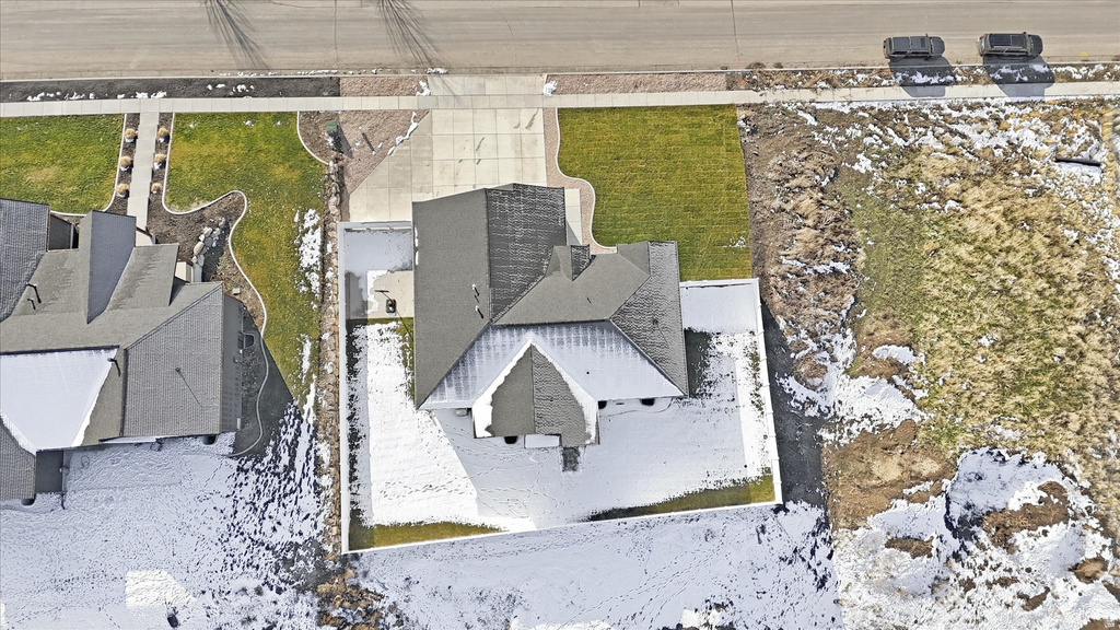 1071 E 160 N Hyde Park, UT 84318