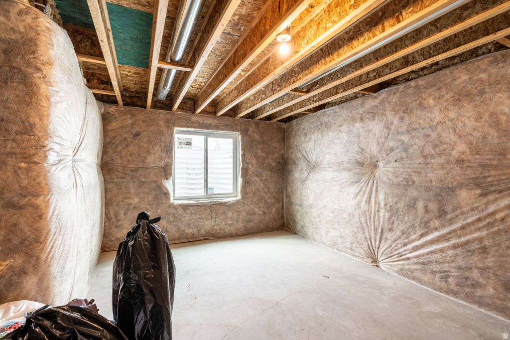 1118 E 1310 S Garland, UT 84312