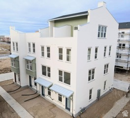 11001 S FREESTONE RD #112 South Jordan, UT 84009