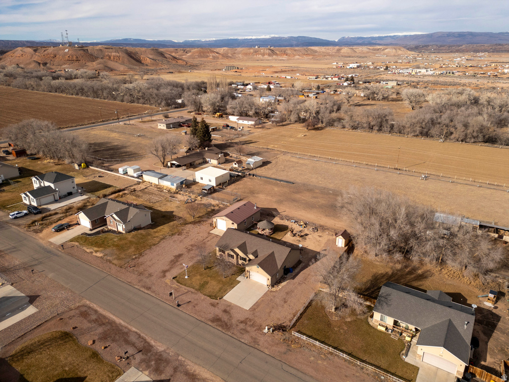 167 E 600 N Roosevelt, UT 84066