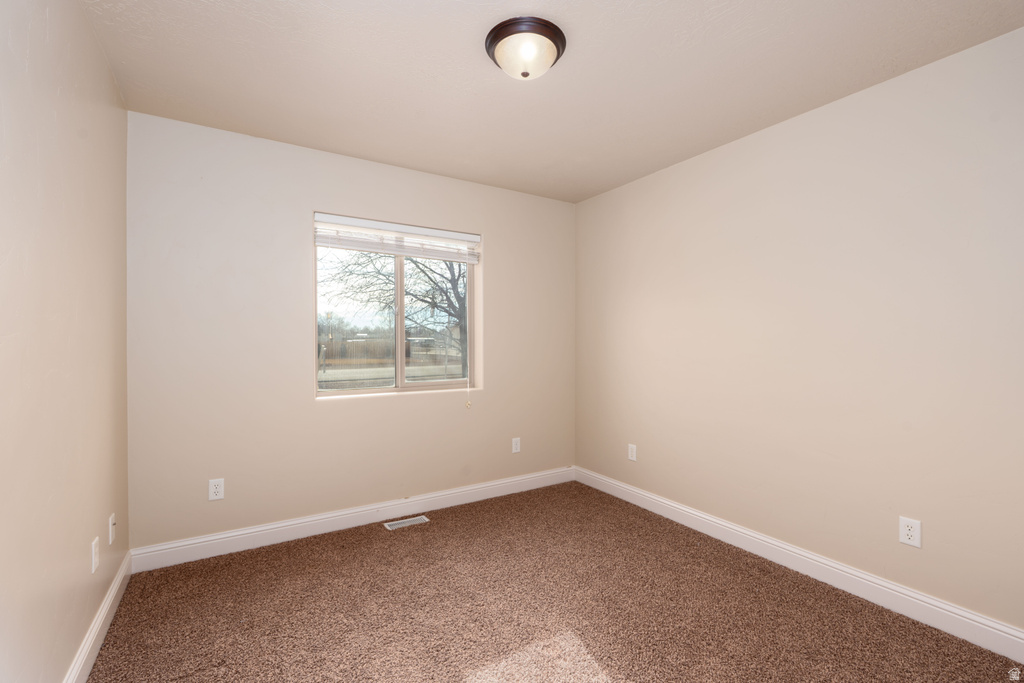 167 E 600 N Roosevelt, UT 84066