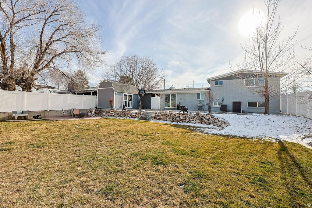 465 E 400 N Tooele, UT 84074