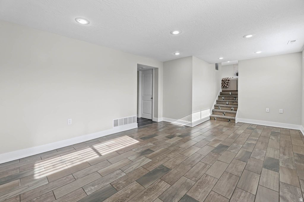 465 E 400 N Tooele, UT 84074