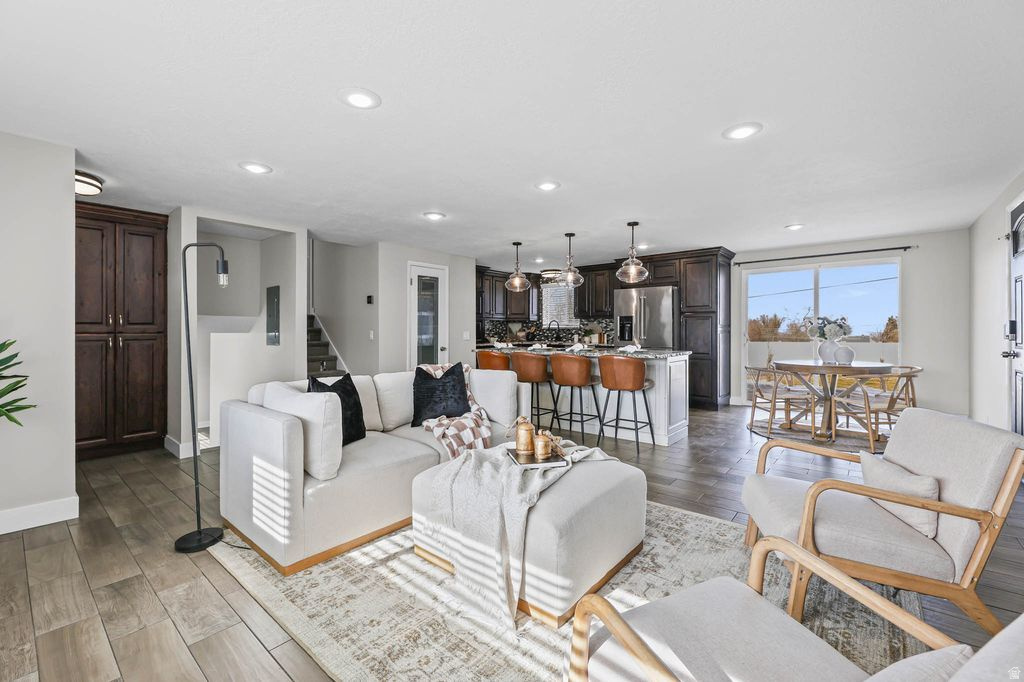 465 E 400 N Tooele, UT 84074