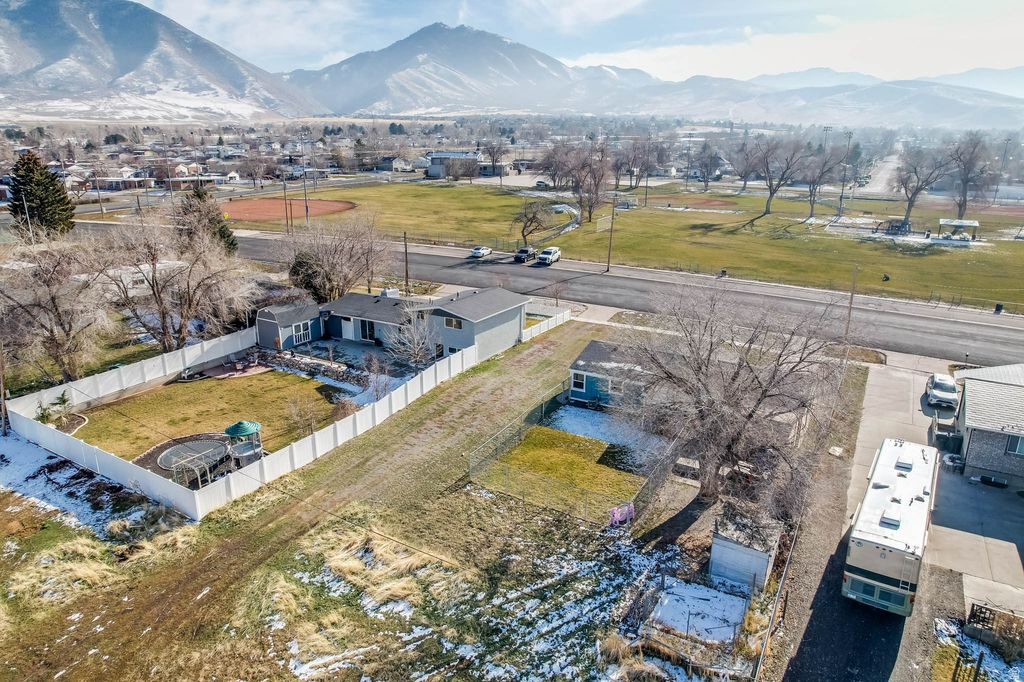 453 E 400 N Tooele, UT 84074